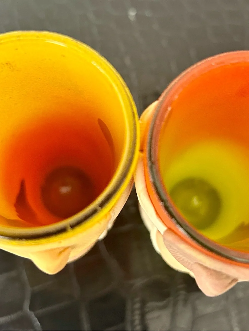 VTG Two Cheeky Siesta Shot Glasses Set 🌵 Funny 3D Clay Butt Frosted Tumblers